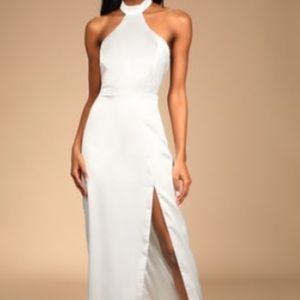 Selling white Lulu’s dress. Size small or 2/4. White halter dress. Maxi